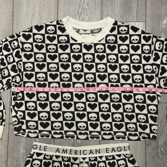 American Eagle Halloween Plush PJ Set - Picture 5 of 10